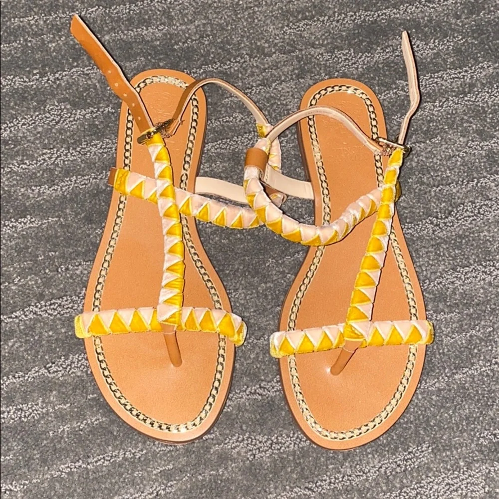 Vince Camuto women size 5 braid straps adjustable sandals